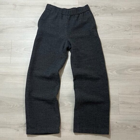 Aritzia Gray Wide Leg Pants - Picture 3 of 11